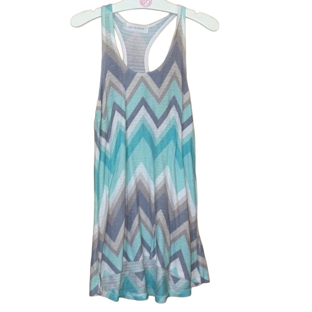 •ENTI GLAMOUR• boutique green/grey/white/taupe/tribal Aztec tank top size small